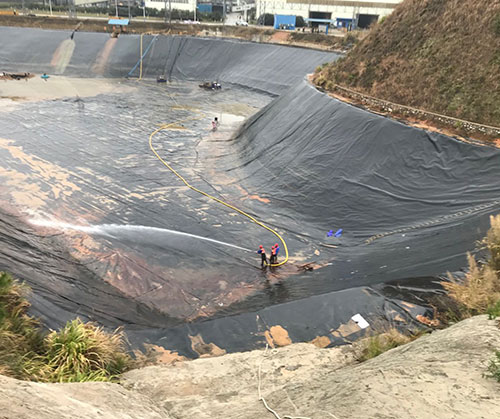 原阳废水池清理